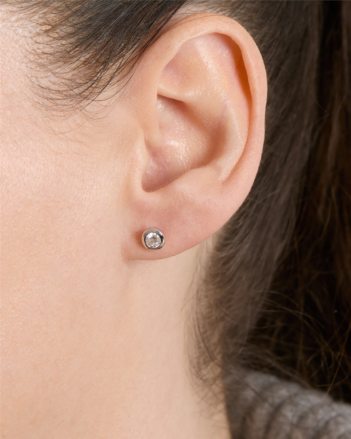 Argento Silver Plain Solitaire Stud Earrings