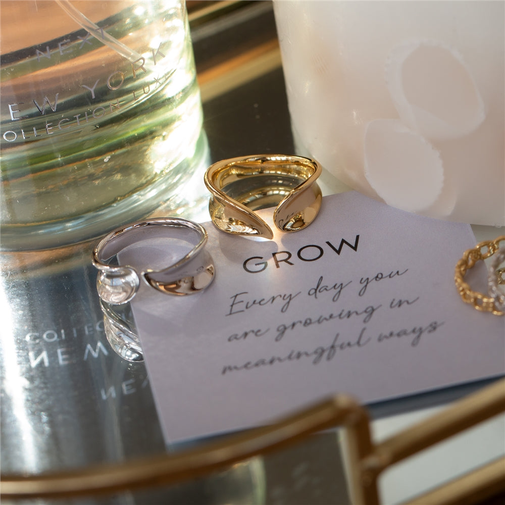 Seek + Find Grow Leaf Adjustable Gold Ring