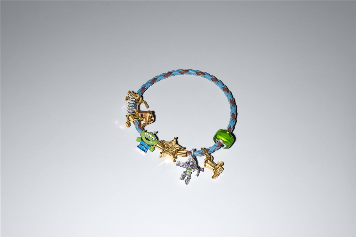 Pandora Gold Disney Pixar Toy Story Sheriff Star Bracelet
