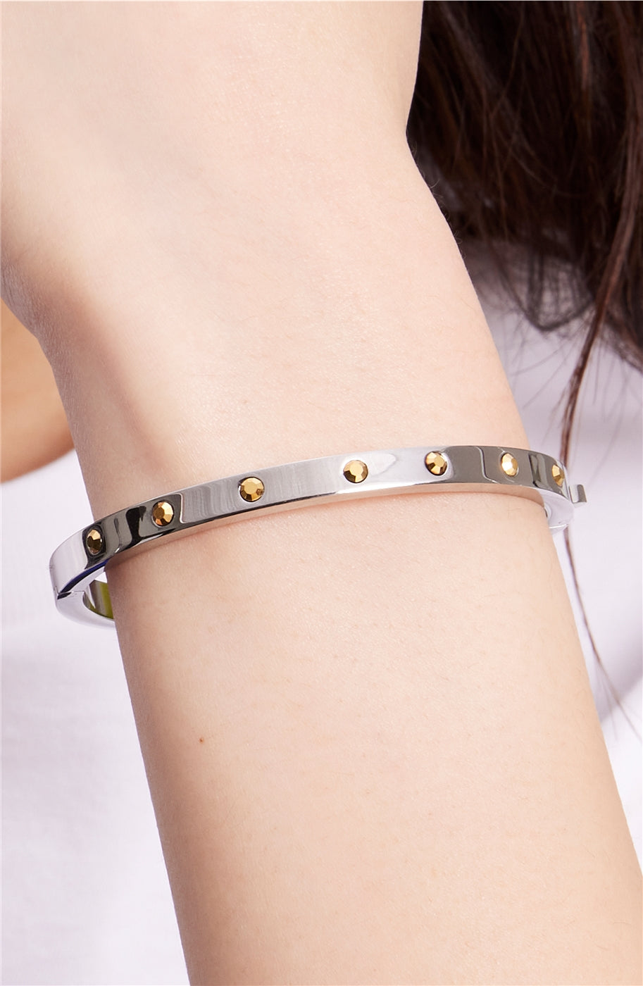 Kate Spade New York Gold Mix Set in Stone Hinged Bangle