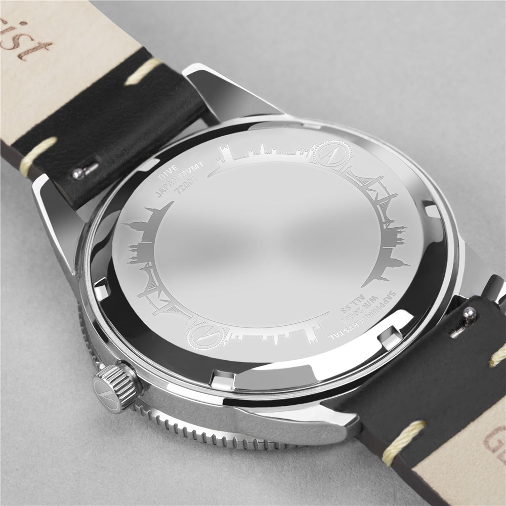 Accurist Men's Dive Black Dial Rubber Strap Watch