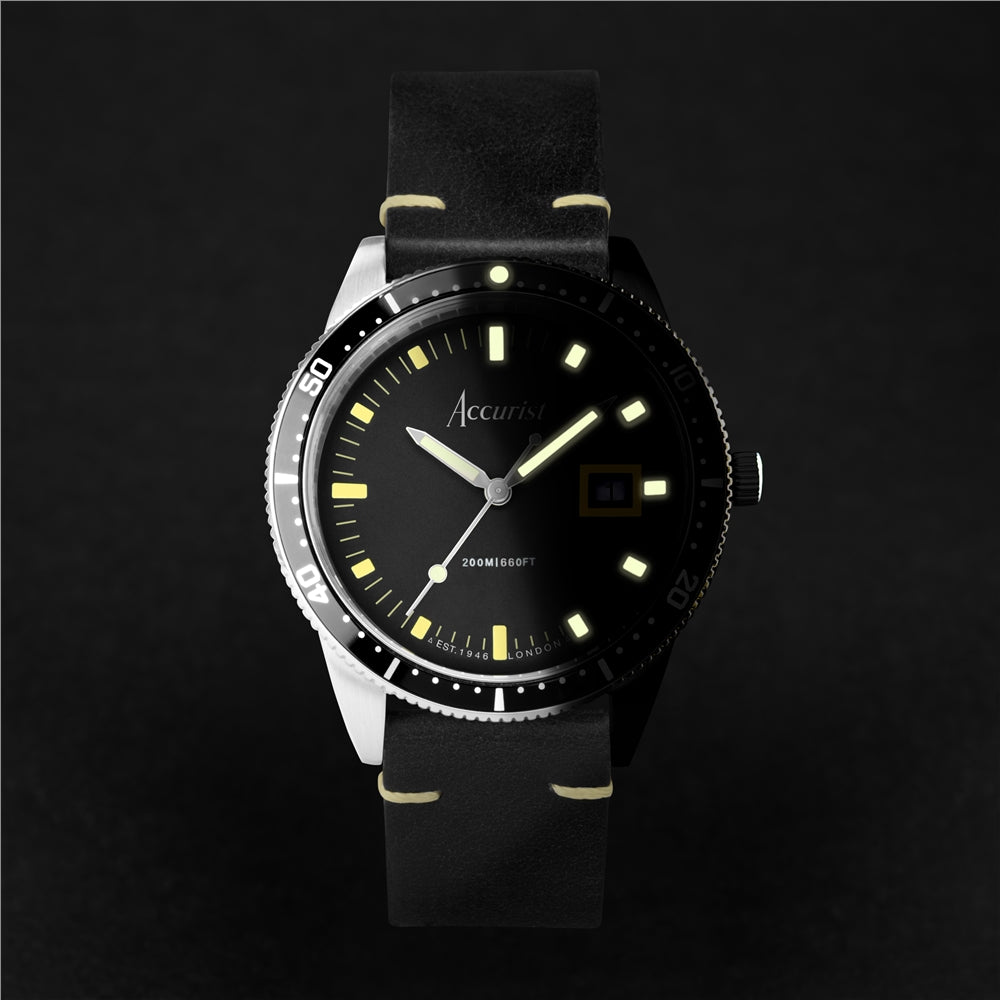 Accurist Men's Dive Black Dial Rubber Strap Watch