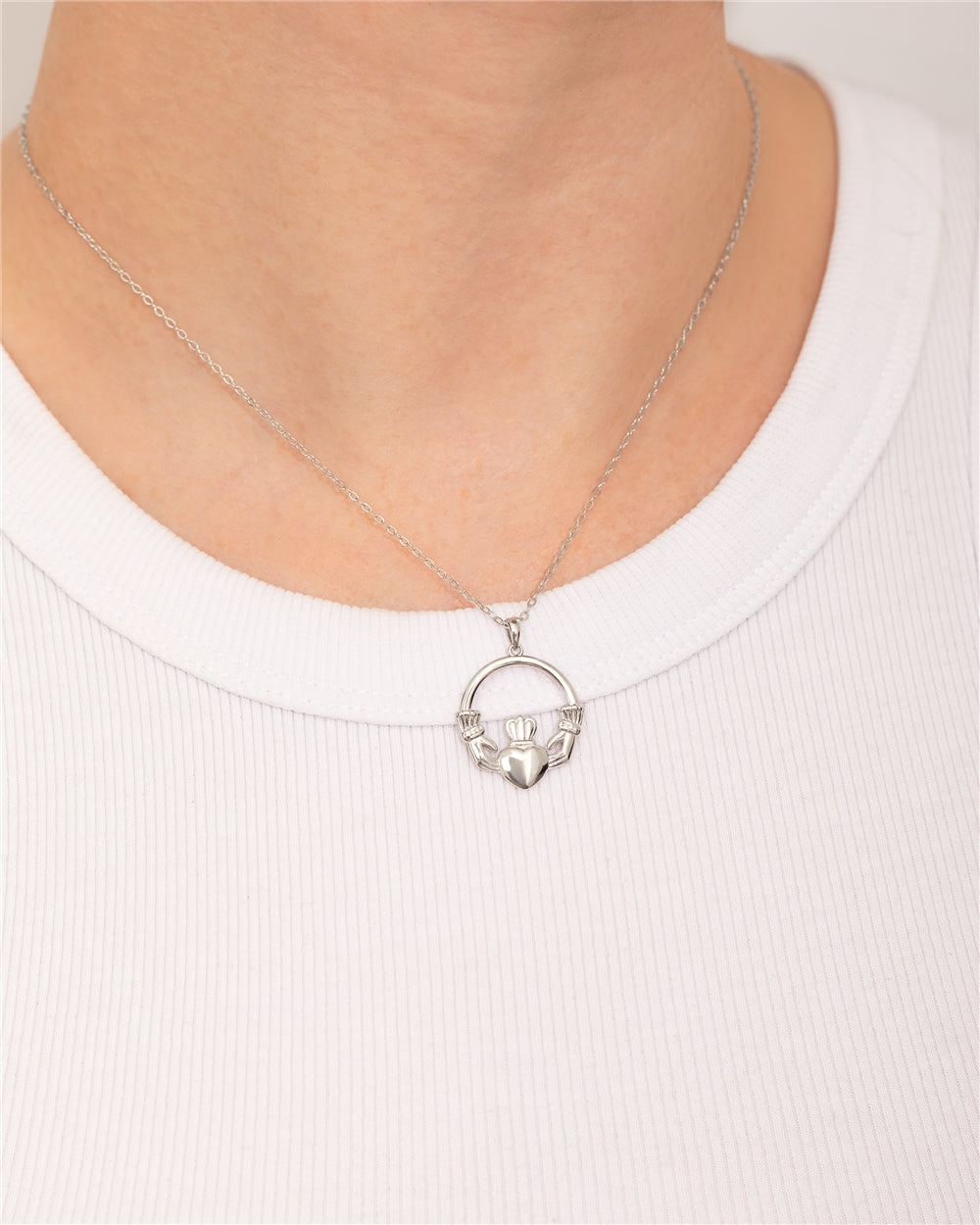 Argento Silver Puffy Claddagh Necklace