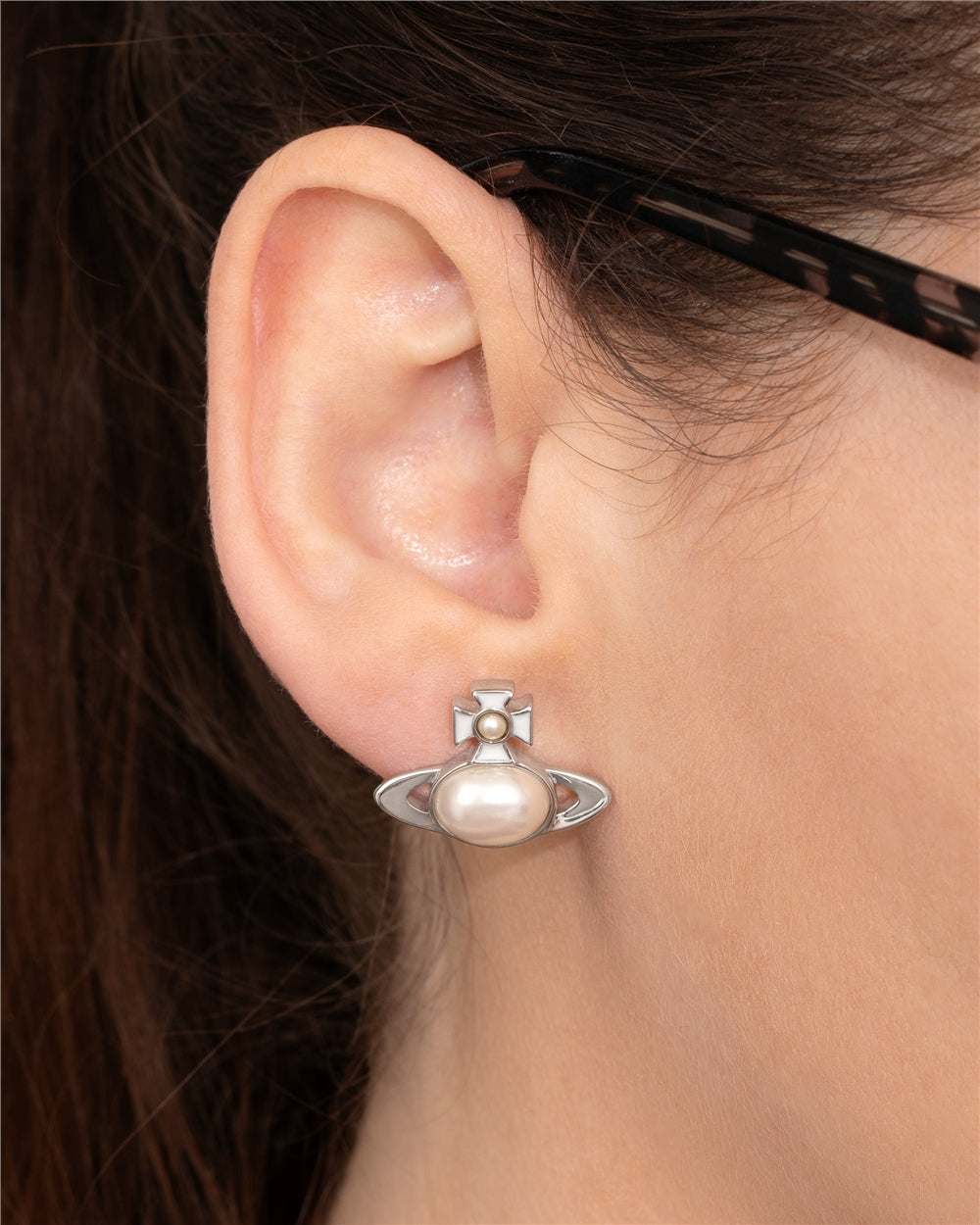 Vivienne Westwood Silver Gaby Pearl Orb Studs