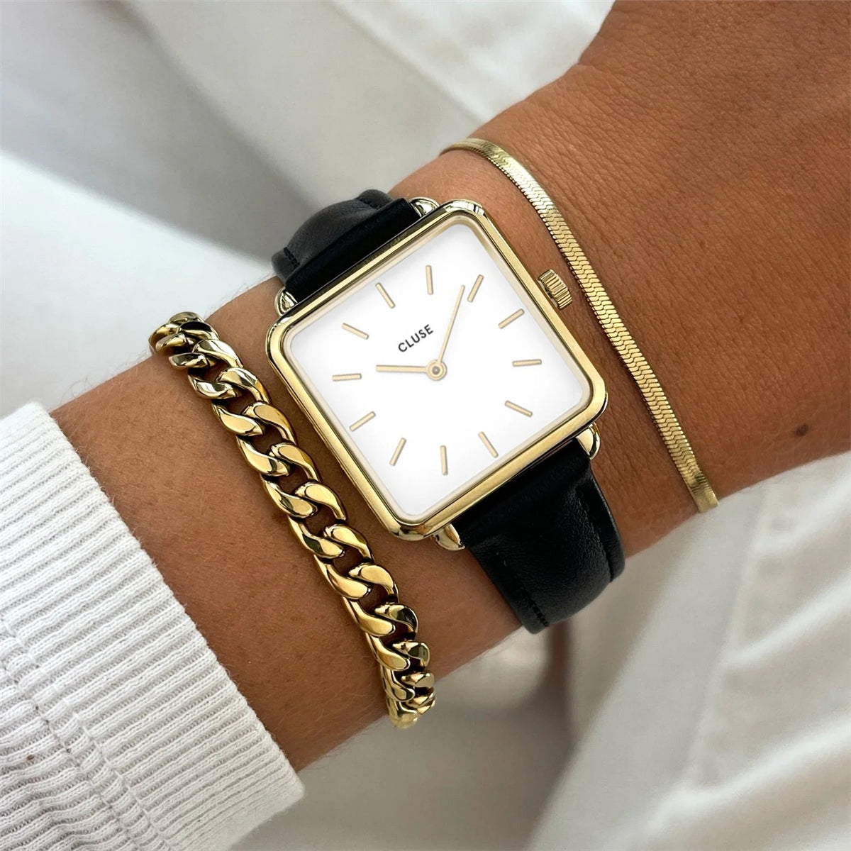 CLUSE Gold 16 mm Black Leather Strap