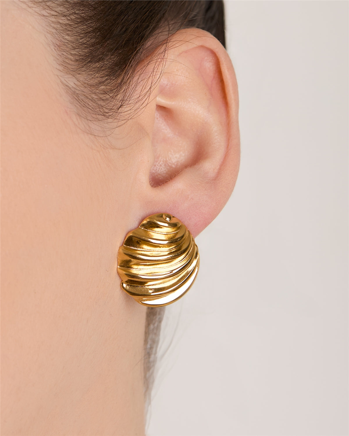 Over & Over Gold Curve Ripple Dome Stud Earrings