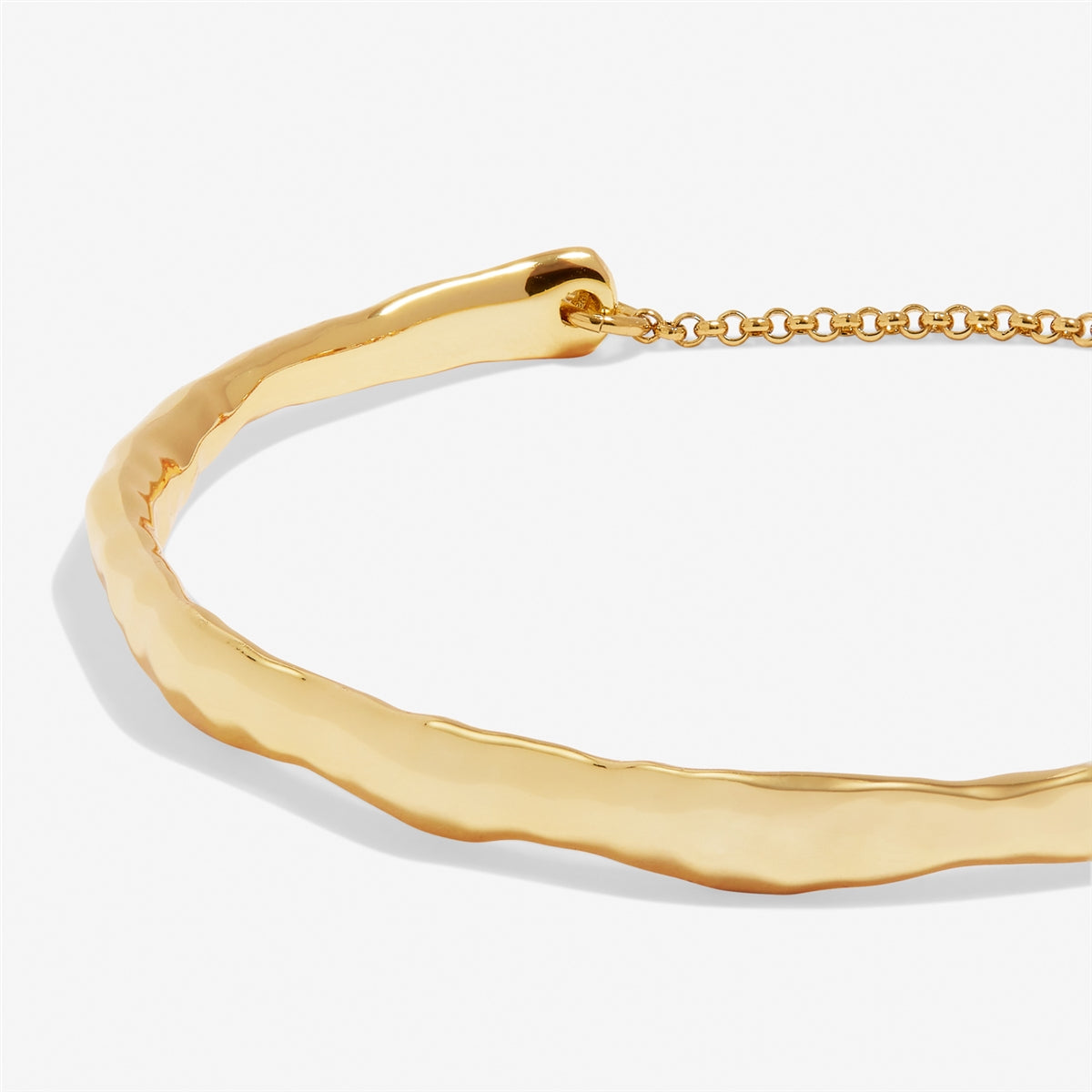 Joma Gold Style Hammered Bangle