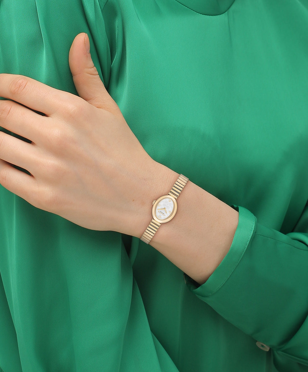 Coach Gold Sammy White Oval Stretch Bracelet Watch