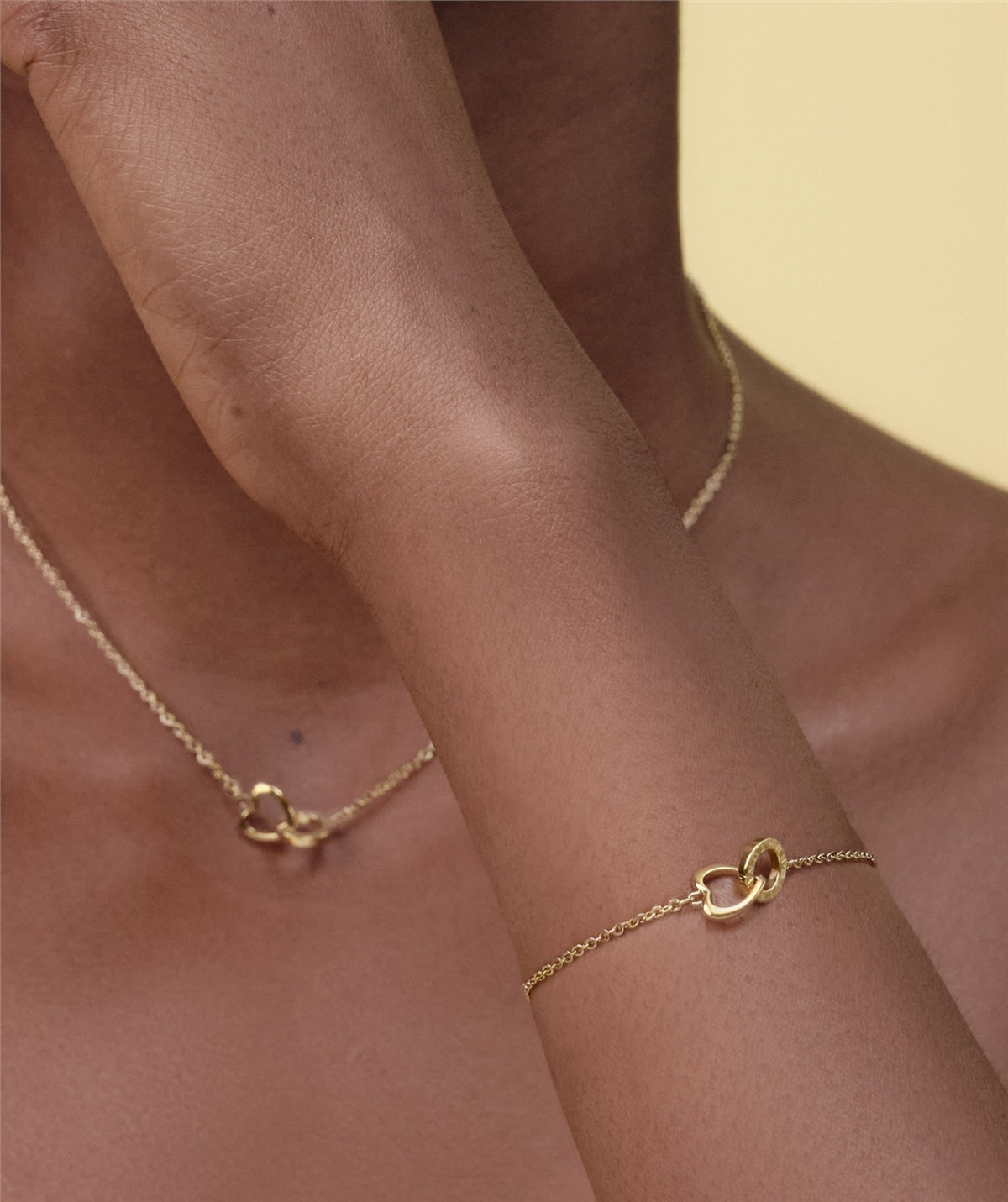 Olivia Burton Gold Kindred Interlink Heart Bracelet