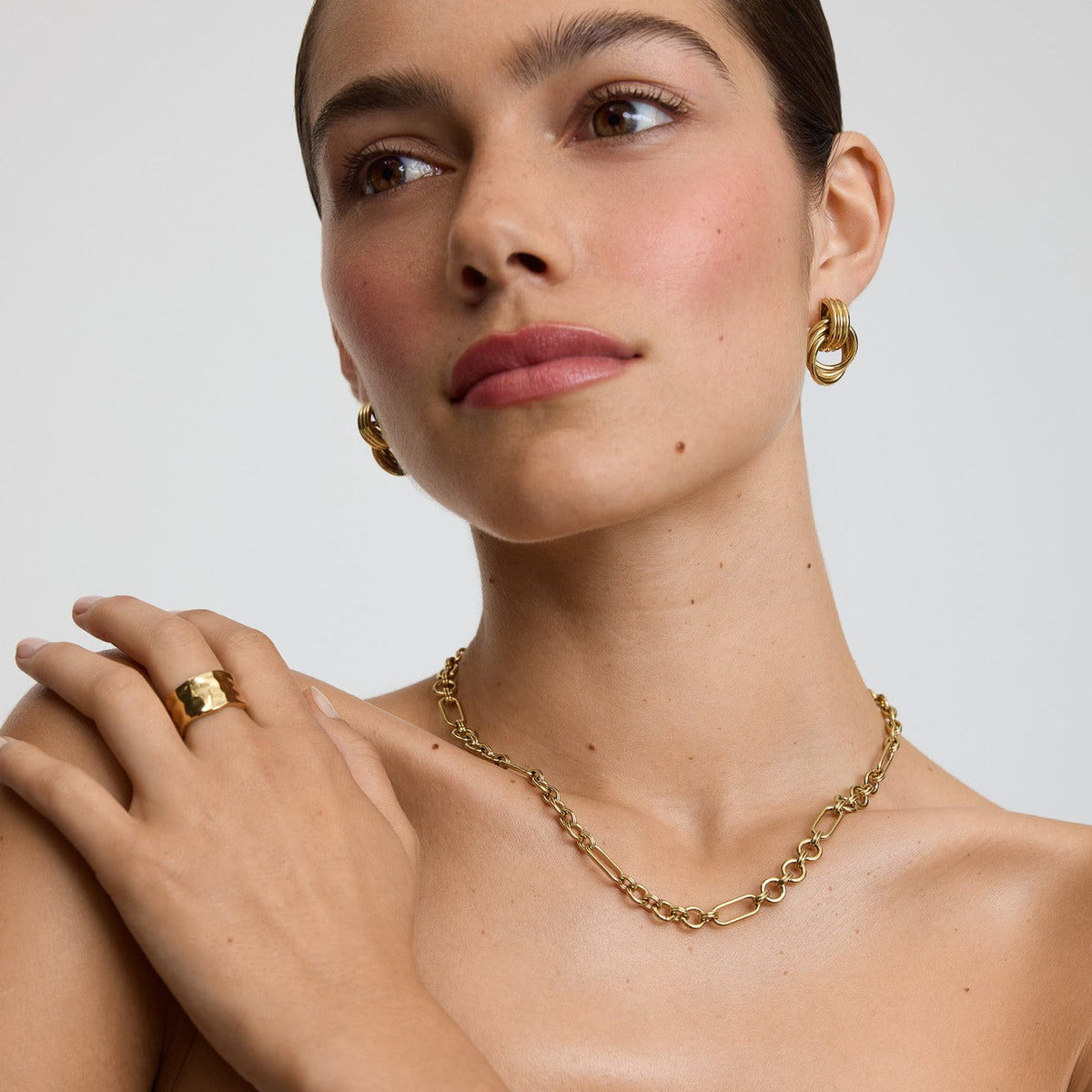 D.Louise Gold Eternal Link Chunky Chain Necklace