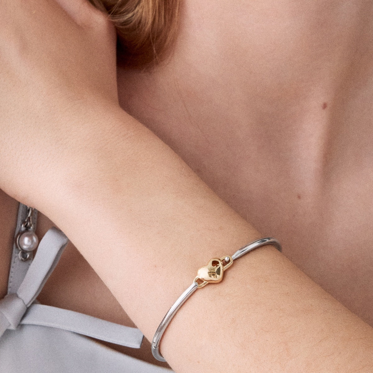Kate Spade New York Gold Mix Padle Spade Heart Charm Bangle